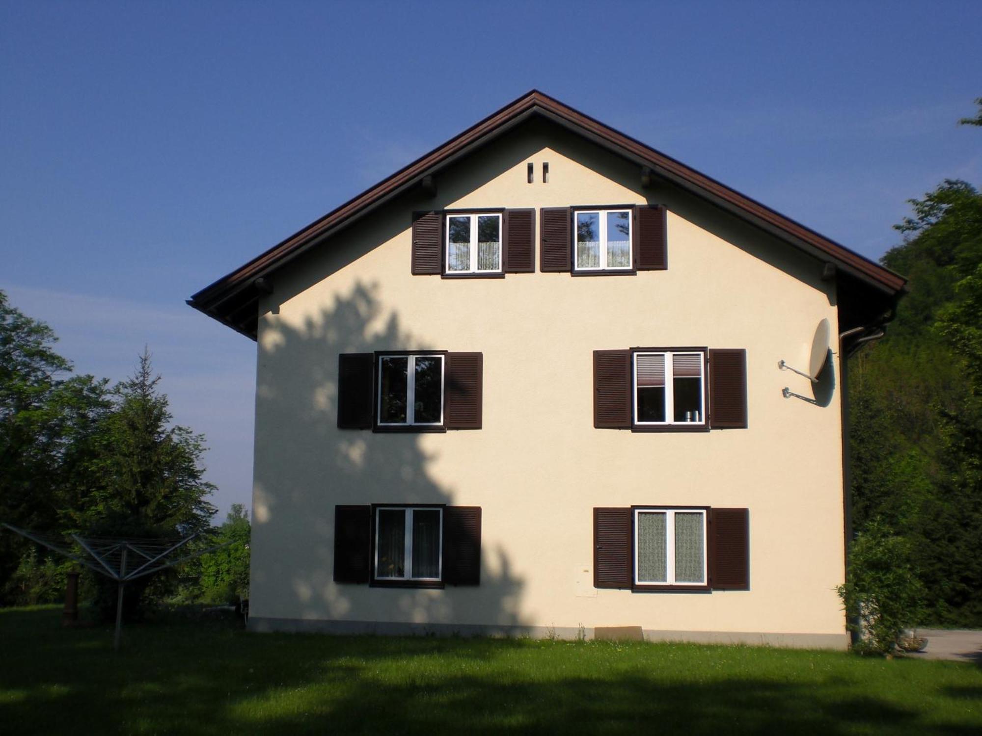 Haus Angelika - Ferienwohnung Woerthersee Portschach am Woerthersee Ngoại thất bức ảnh